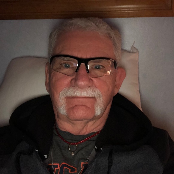 Meet your Posher, Richard - Picture 1 of 1